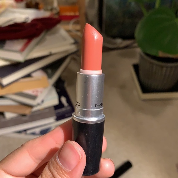 Mac - Picture 3 of 3